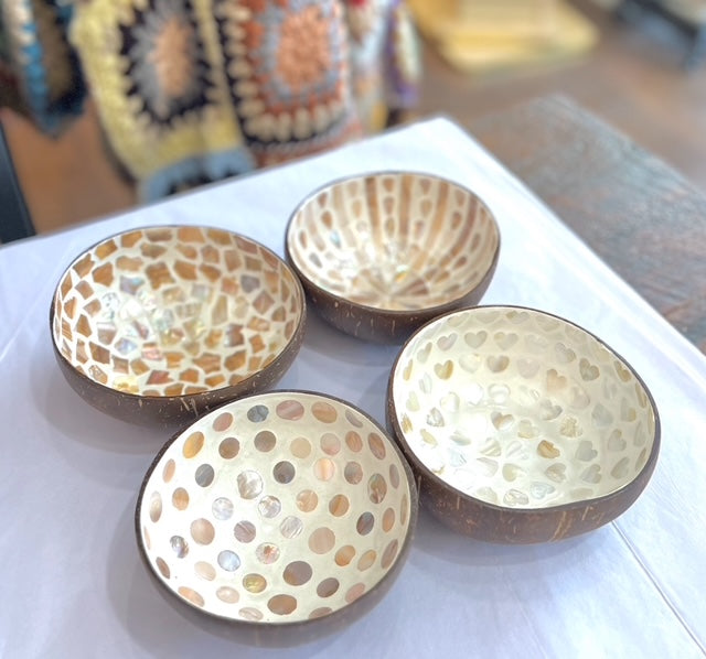 Decorative Coconut Bowls from Vietnam