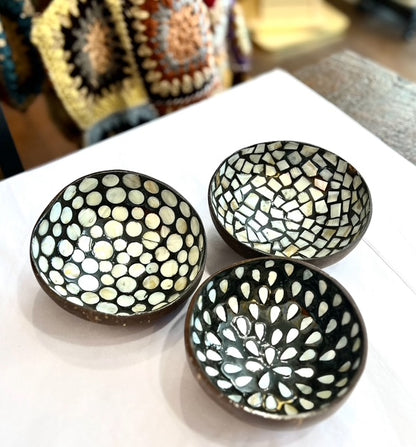 Decorative Coconut Bowls from Vietnam
