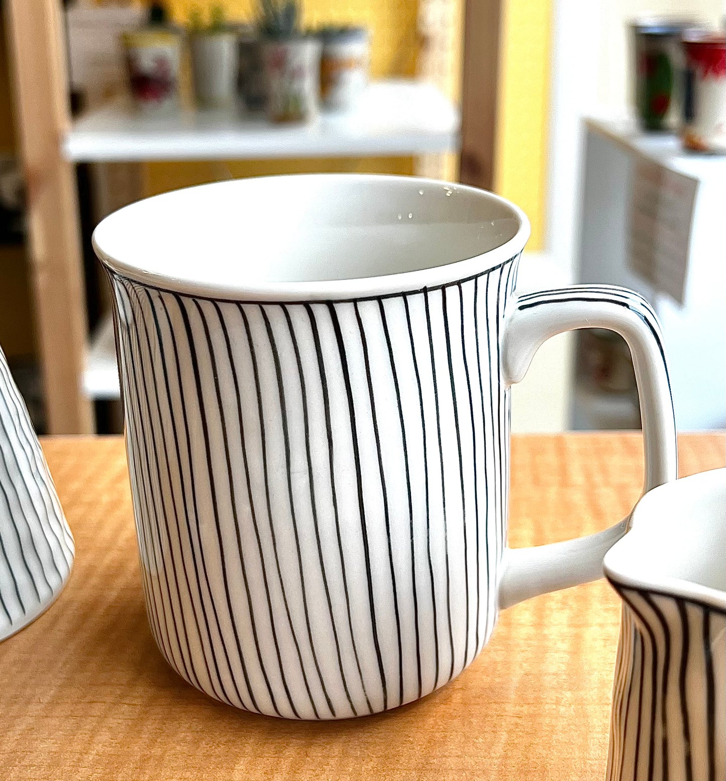 Hand-painted Coffee & Tea Mugs with dots and lines, from Bat Trang, Vietnam